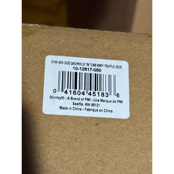 NEW STANLEY Berry Truffle Valentine’s Day Quencher Limited Edition Tumbler 20oz - Picture 5 of 6